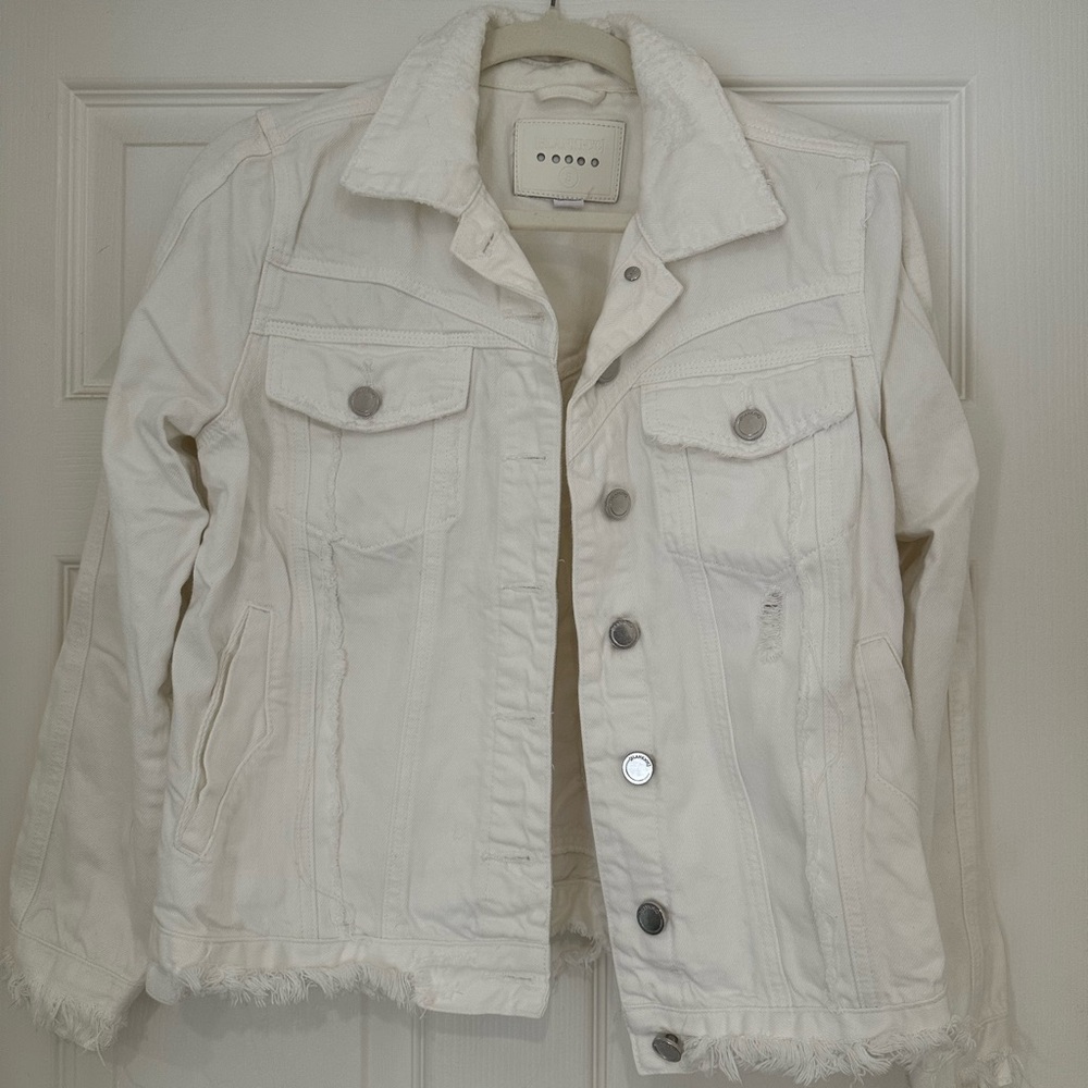 Blank NYC distressed white denim jacket women’s size small